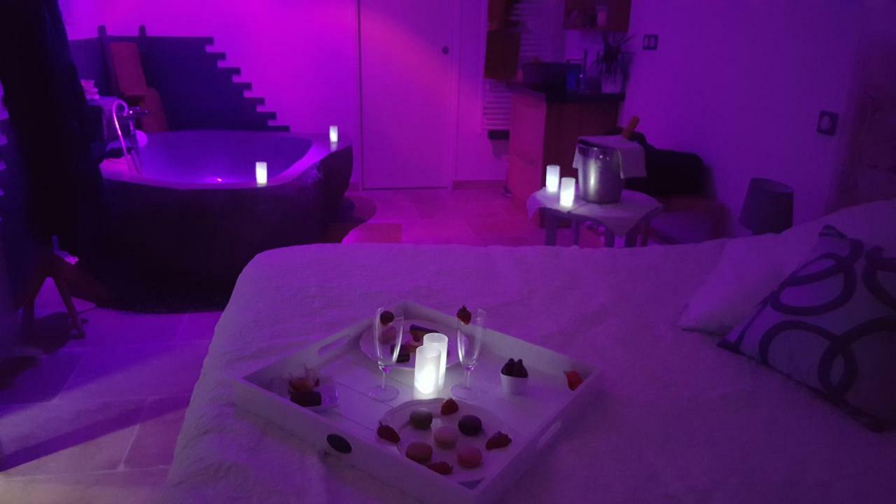 Au Charme De Pepiole Bed & Breakfast
