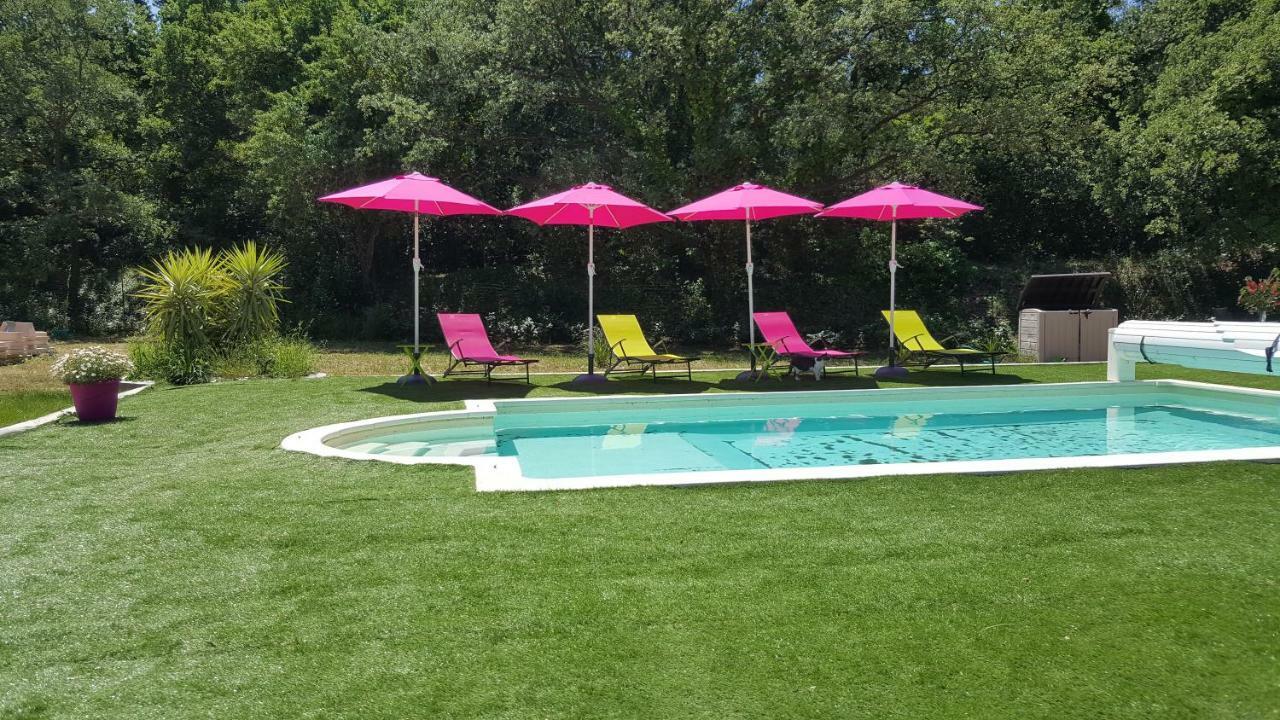 Au Charme De Pepiole Bed & Breakfast 4*